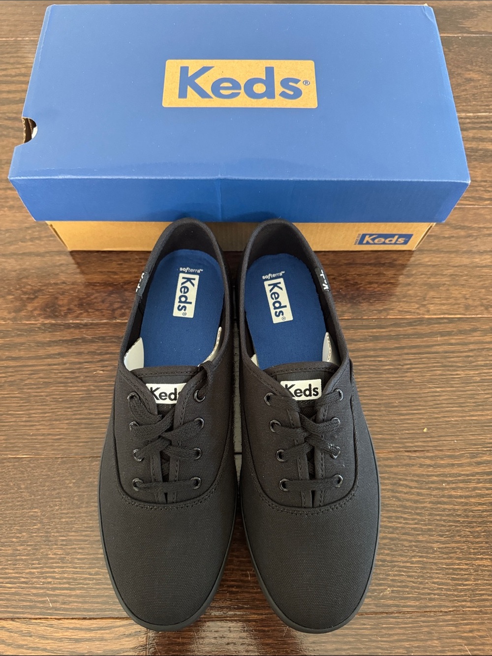 BNIB Women 7.5 Wide Keds Champion Black Low-Profile Canvas Sneaker